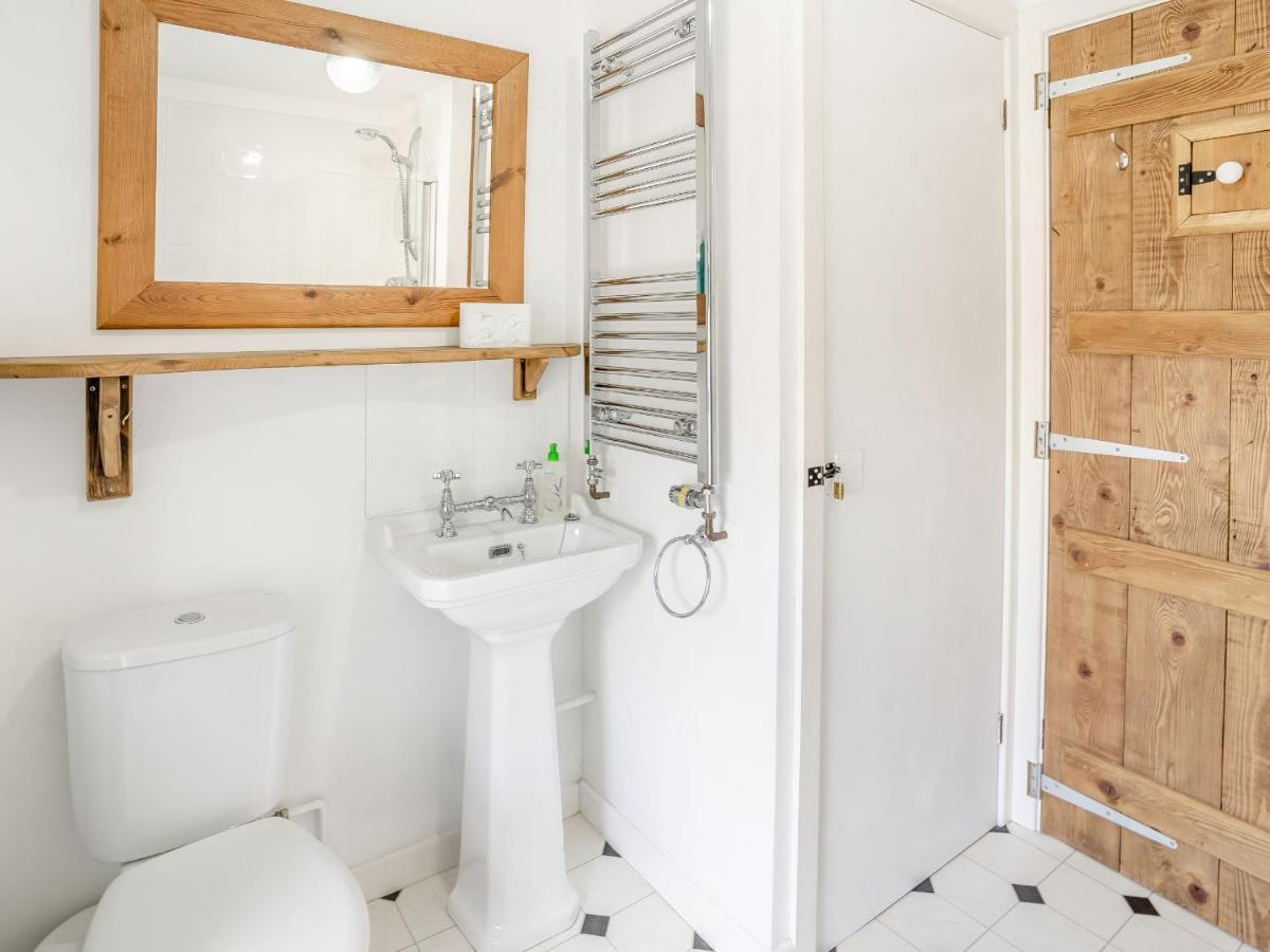 Sea Pickle Cottage Haverfordwest Exterior photo